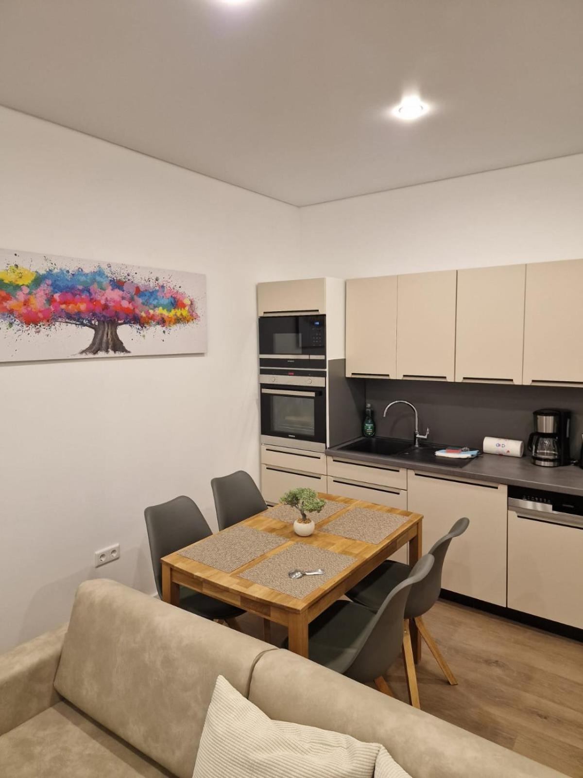Handwerkerwohnung, Monteurunterkunft-rodgau Apartment